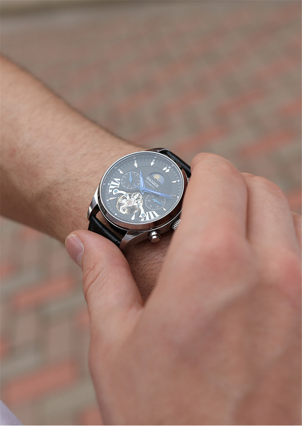 Men's Watch with Quartz Movement